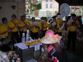 bar fanfare inside